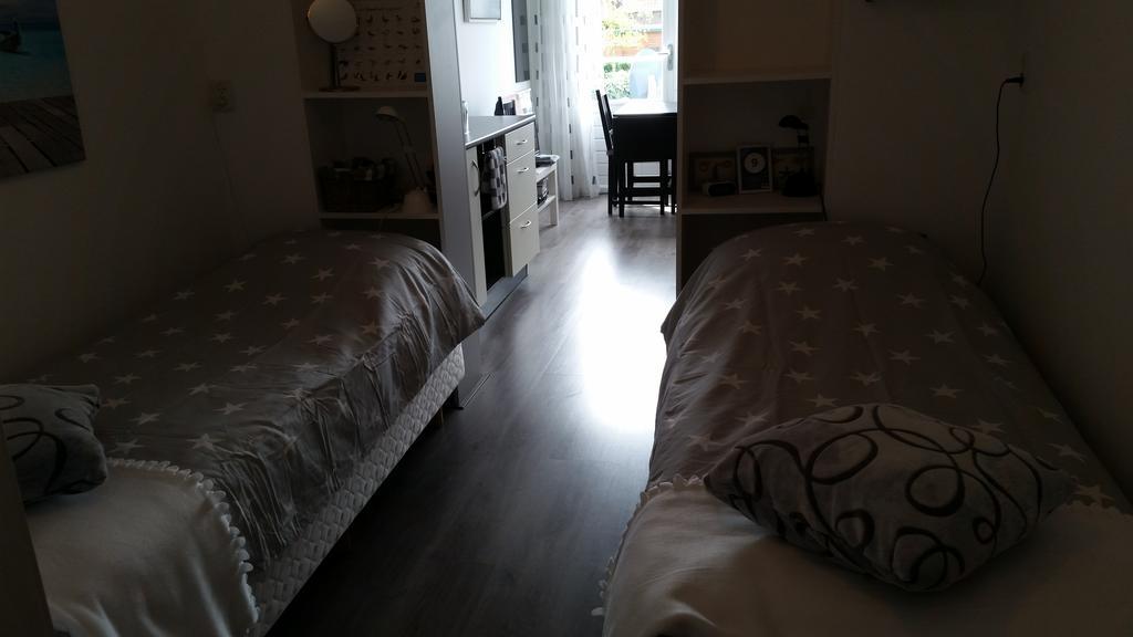Homestay Bij Aelita 登堡 外观 照片