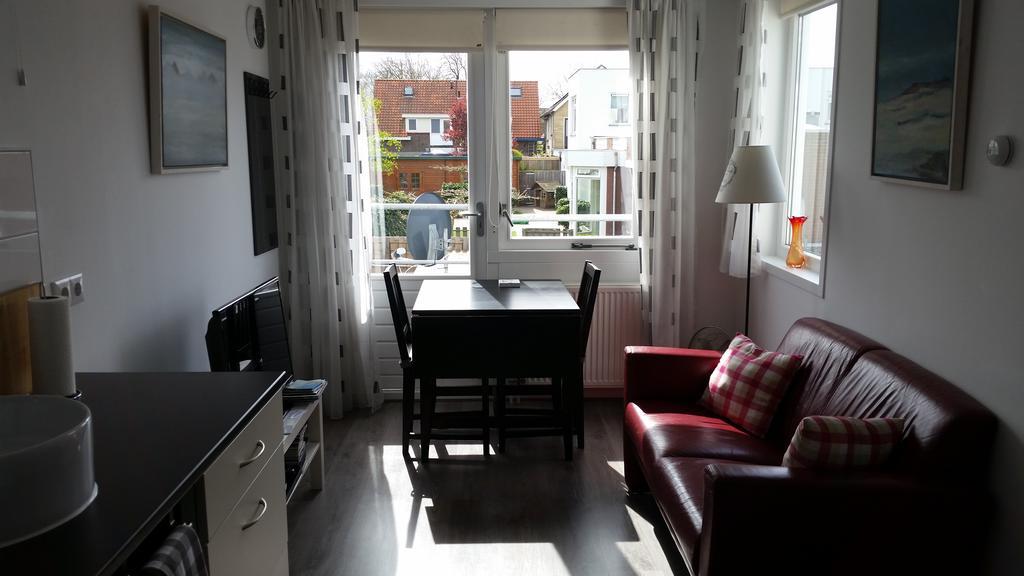 Homestay Bij Aelita 登堡 外观 照片